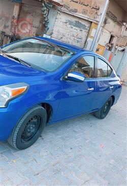 نيسان فيرسا